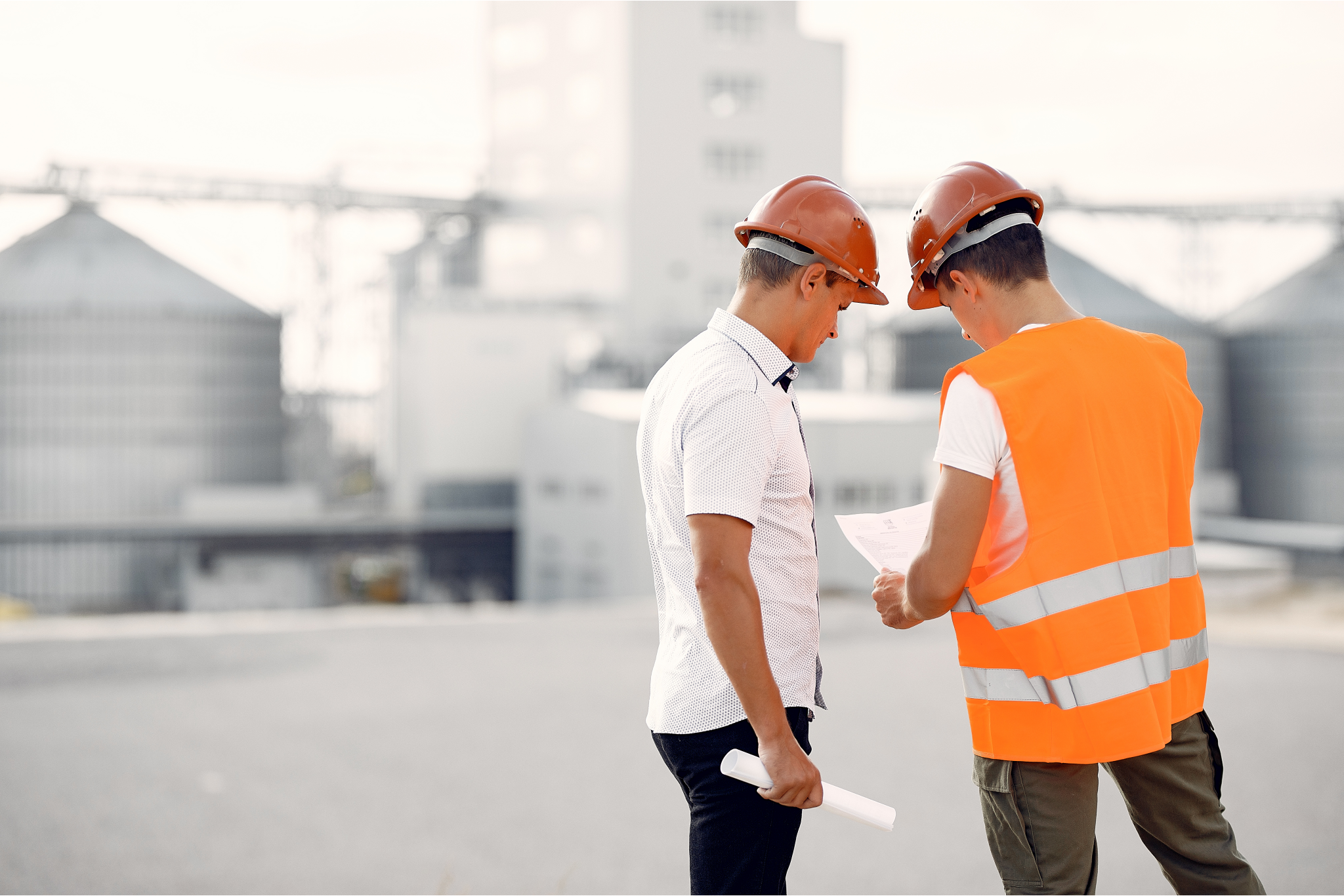 Constructieberekening-Sittard-Geleen-twee-medewerkers